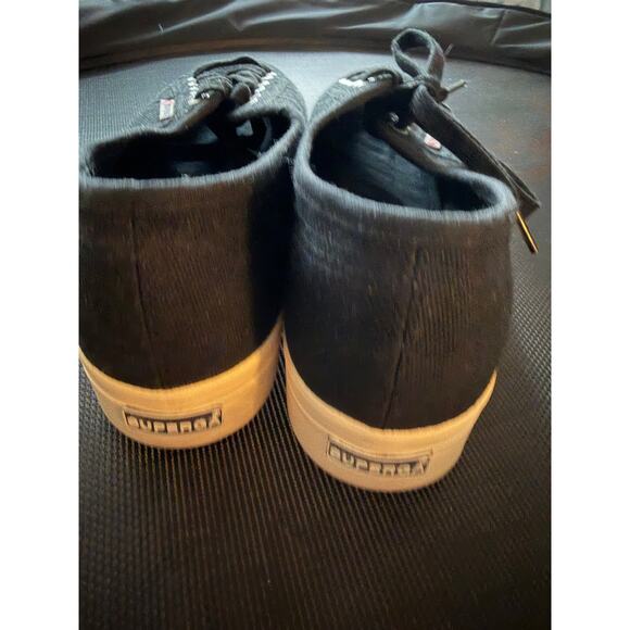 Superga Womens' Black Canvas Sneakers, EUC - Picture 3 of 6
